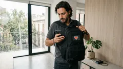 Mochilas inteligentes con pantalla LED: qué ofrecen y qué revisar antes de comprar